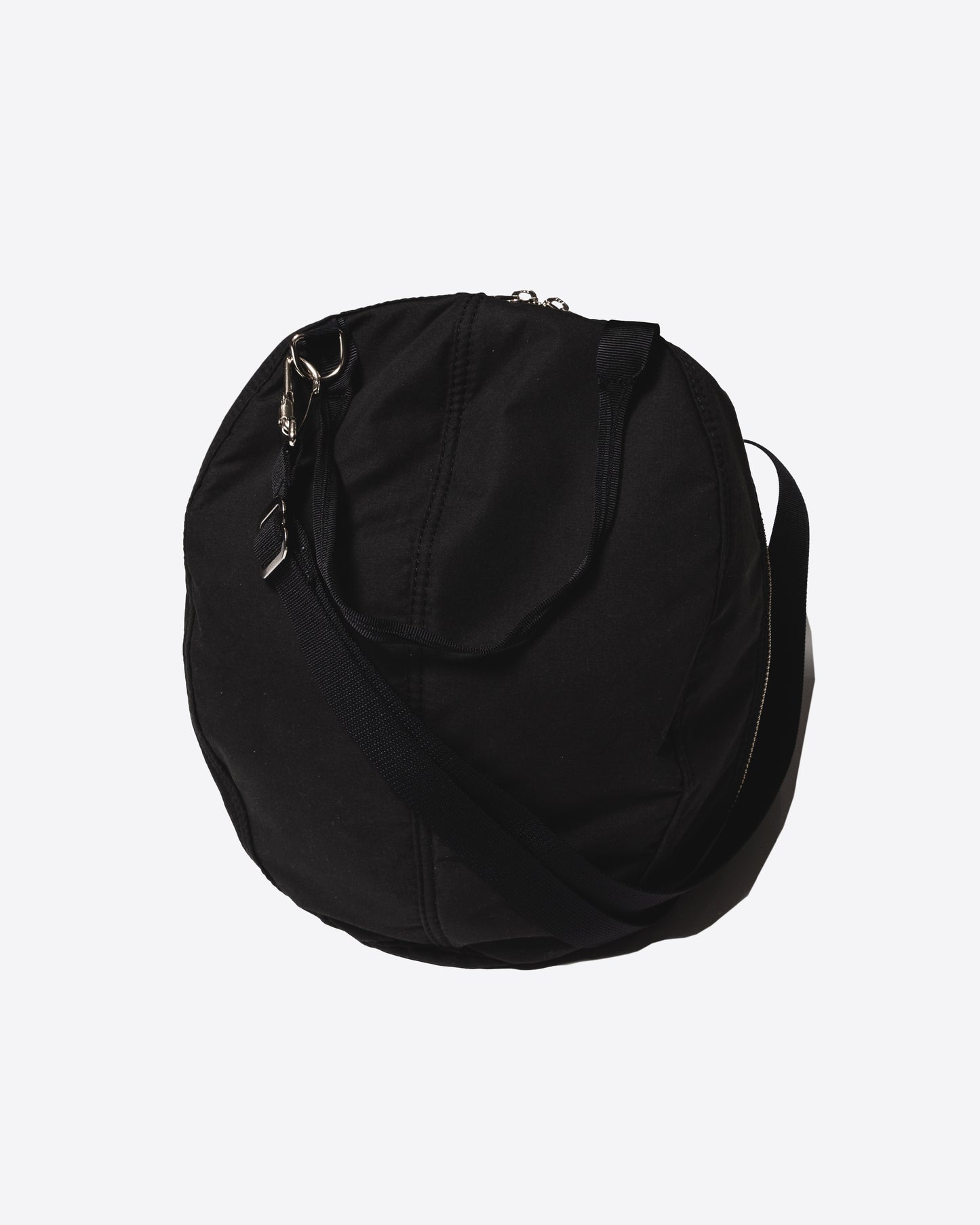 Unlikely ”MIL” Helmet Bag Round